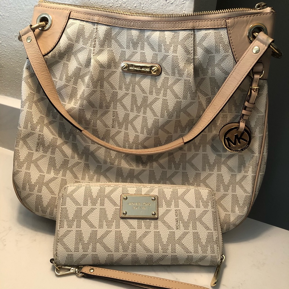 Michael Kors Purse